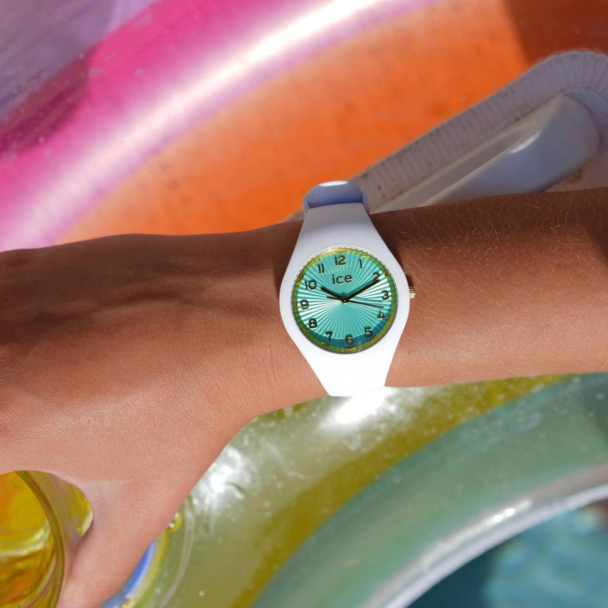 ice-champagne-white-turquoise-s37-3h