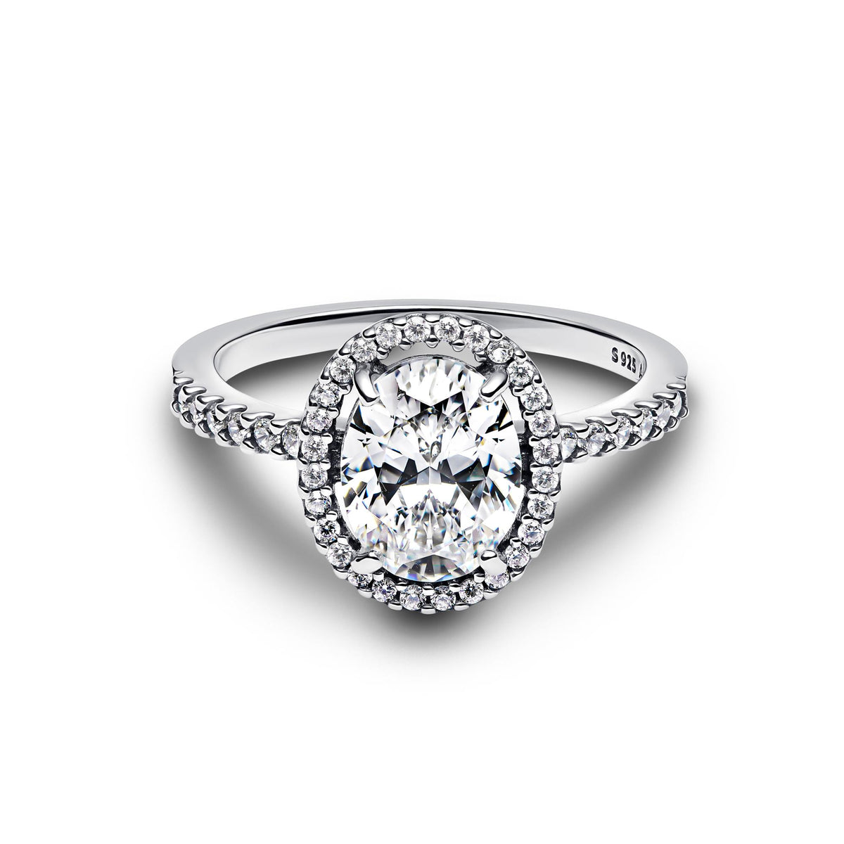 Pandora Timeless Bague Spectaculaire Halo Ovale Scintillant 193777C01