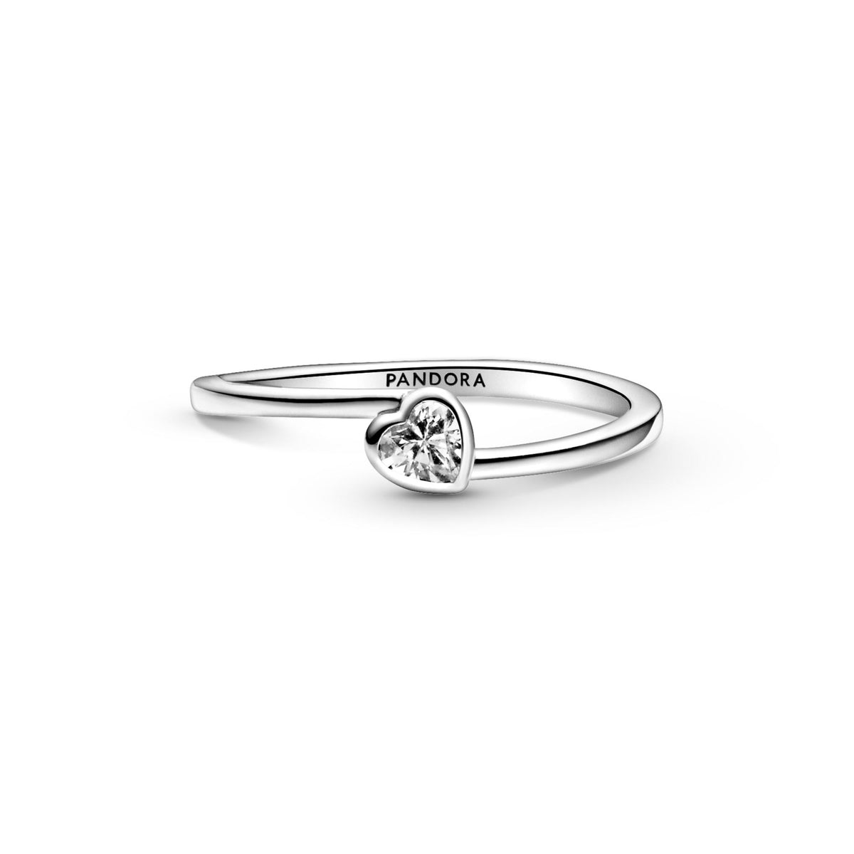 Pandora Moments Bague Solitaire Cœur Incliné Incolore 199267C02