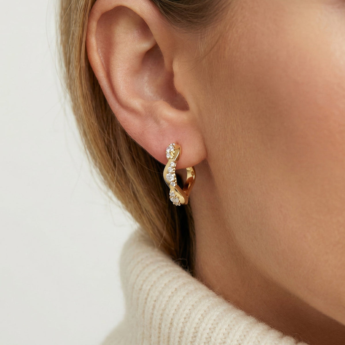 Sif Jakobs Boucles d'oreilles Ellera Waves SJ-E2762-CZ-YG