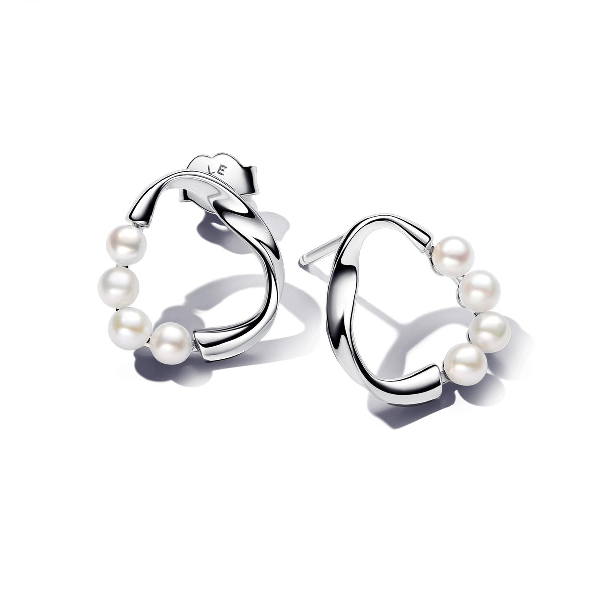 Pandora Essence Clous d’Oreilles Cercle de Forme Organique & Perles de Culture d'Eau Douce Traitées 293276C01