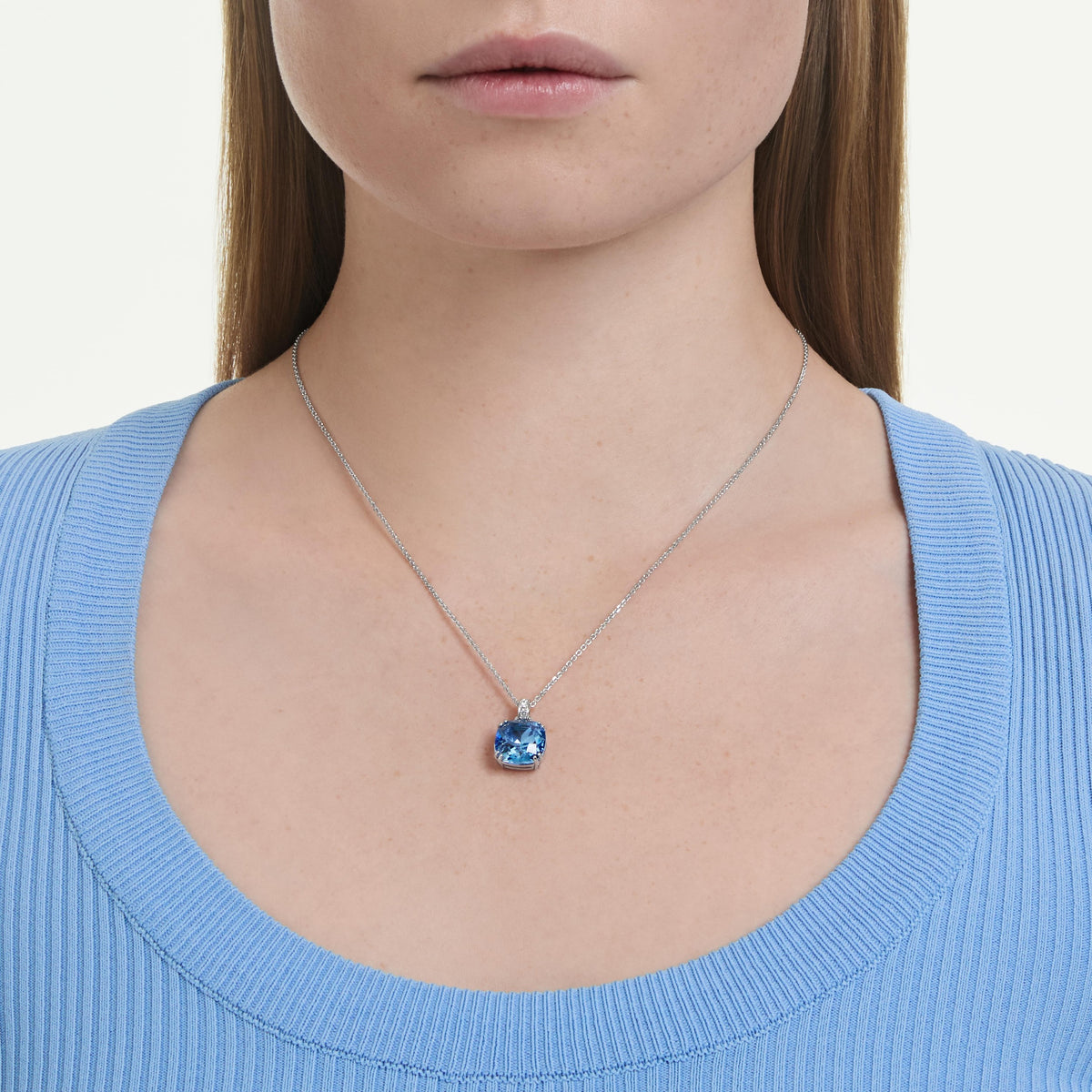 Swarovski Pendentif Millenia Bleu 5760057