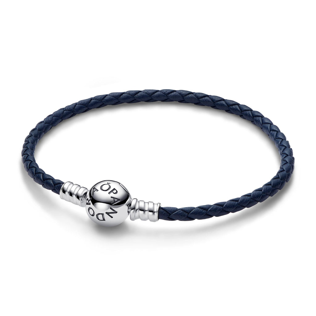 Pandora Moments Bracelet en Cuir Tressé Bleu à Fermoir Rond 592790C01