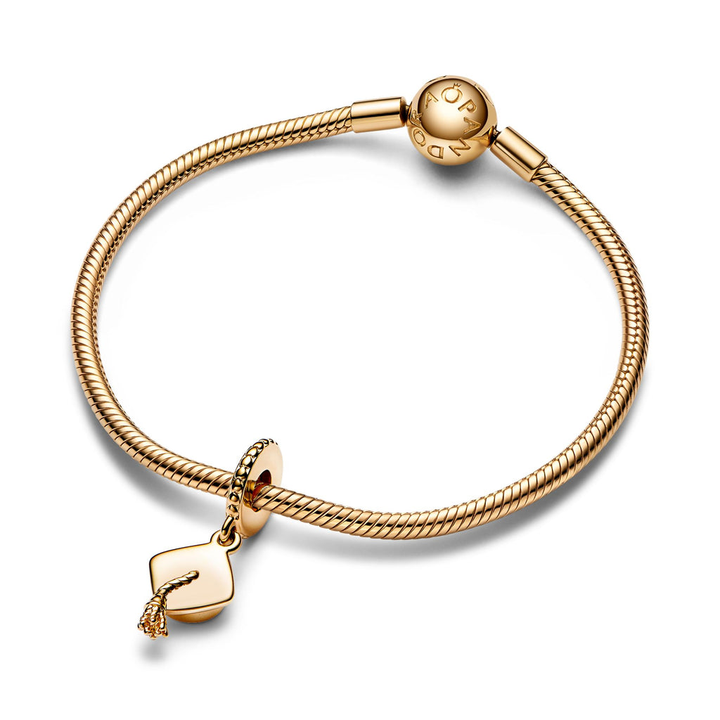 Pandora Moments Charm Pendant Toque de Diplômé(e) 761892C00