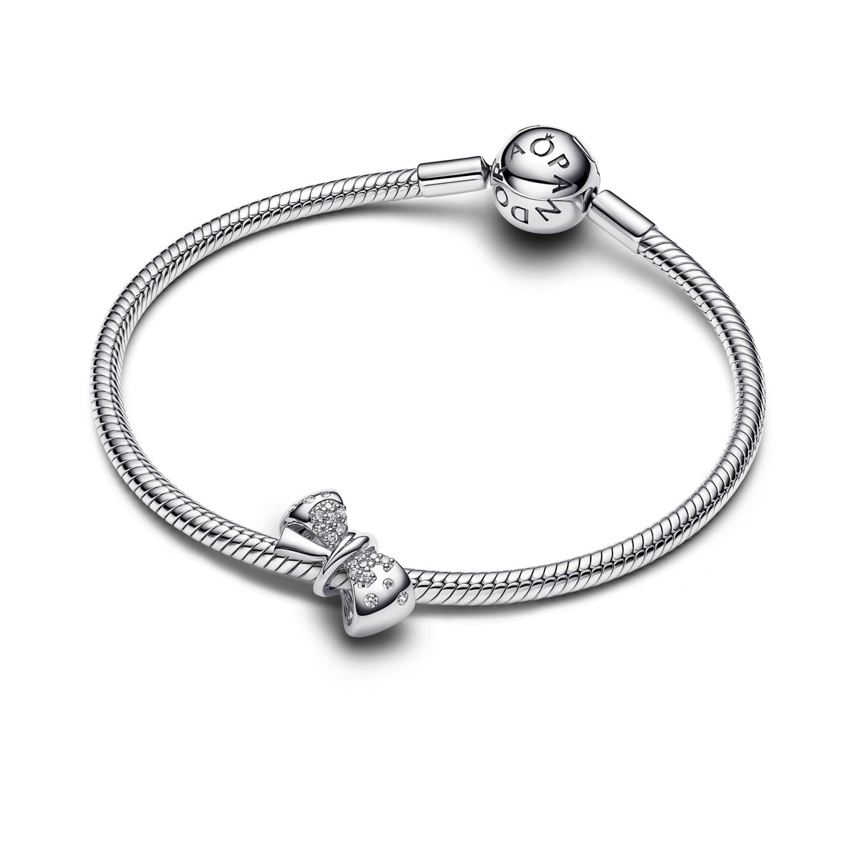 Pandora Moments Charm Nœud Scintillant 793442C01