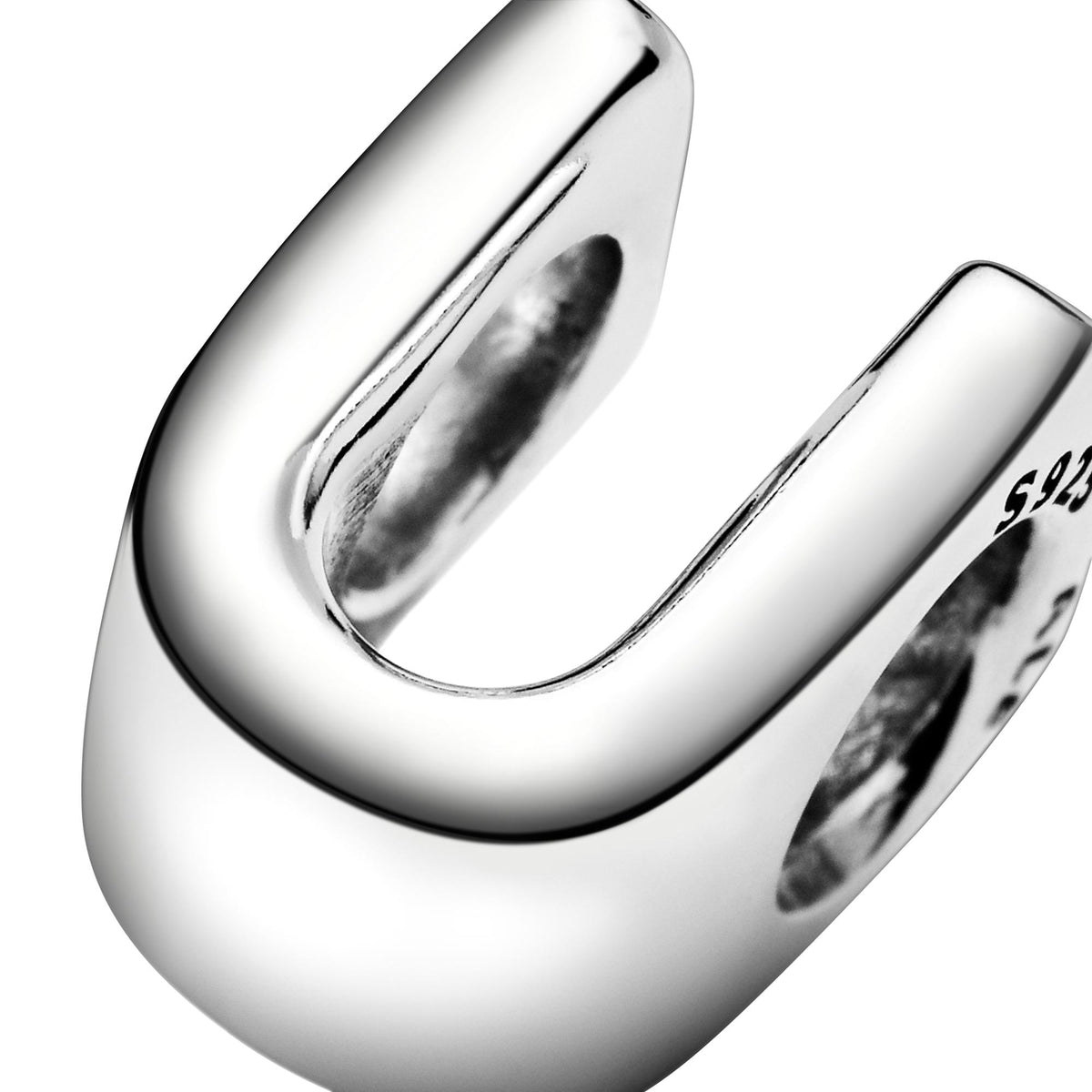 Pandora Moments Charm Alphabet Lettre U 797475