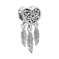 Pandora Moments Charm Attrape-Rêves Cœur Ajouré & Trio de Plumes 799107C00