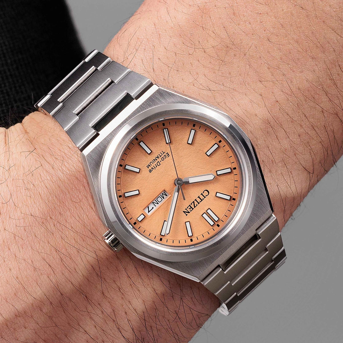 citizen-aw0130-85ze