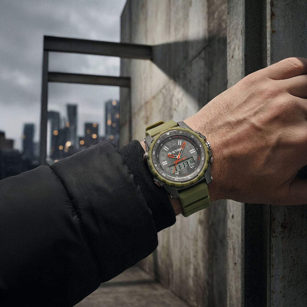 G-Star Montre double fuseau Ops01 GGSW50202