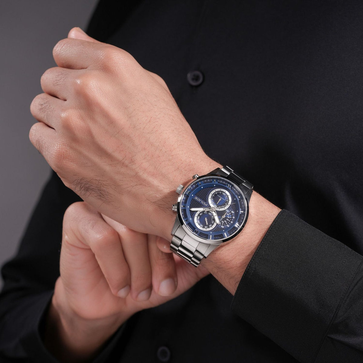 Police Montre double fuseau Levuka GPOM185916