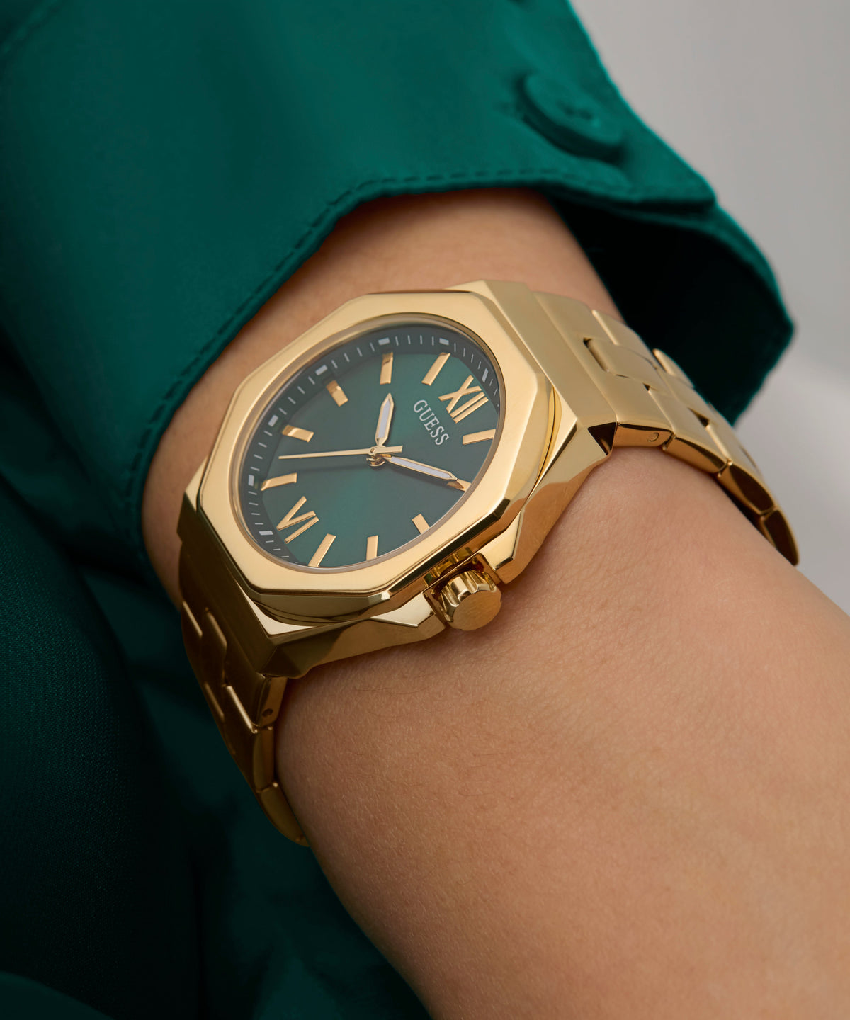 guess-gw0873l2