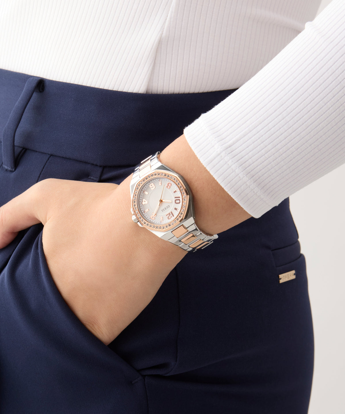 guess-gw0877l5