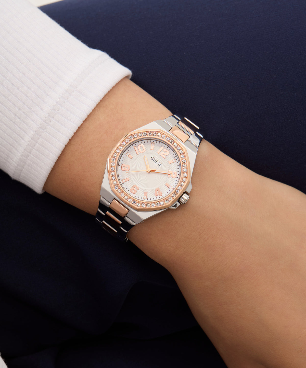 guess-gw0877l5