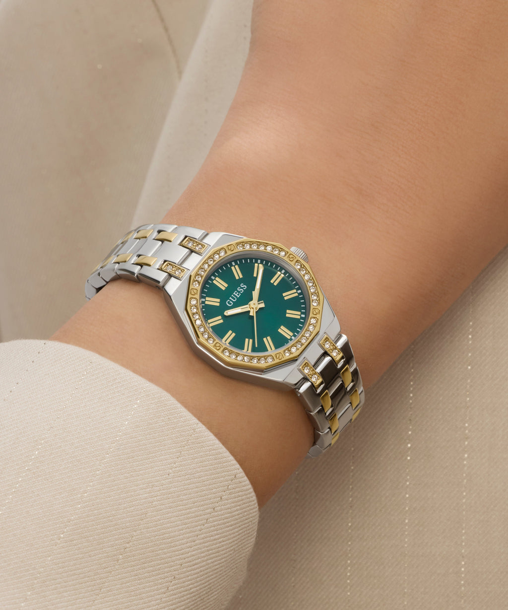 guess-gw0931l8