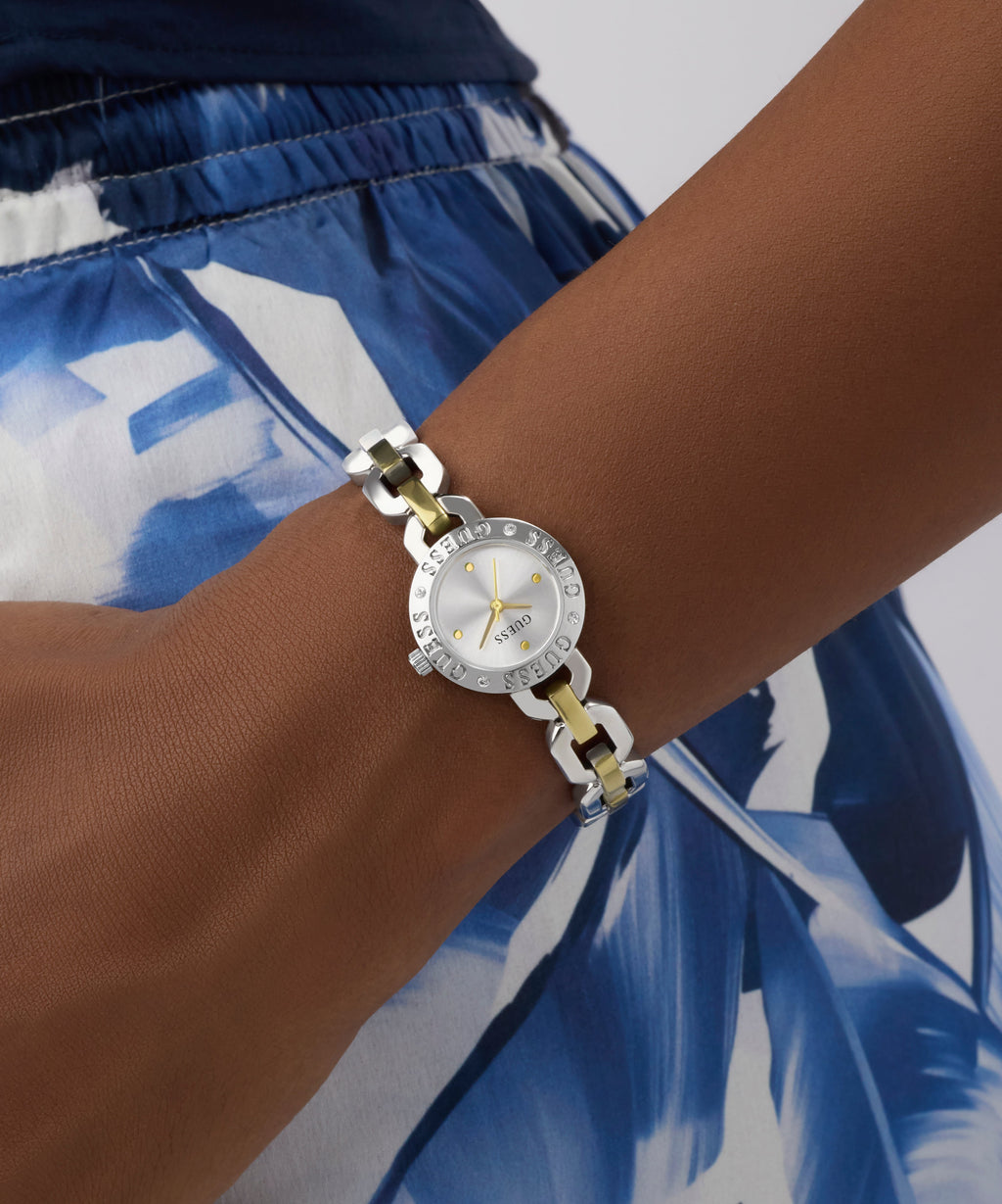guess-gw1019l3