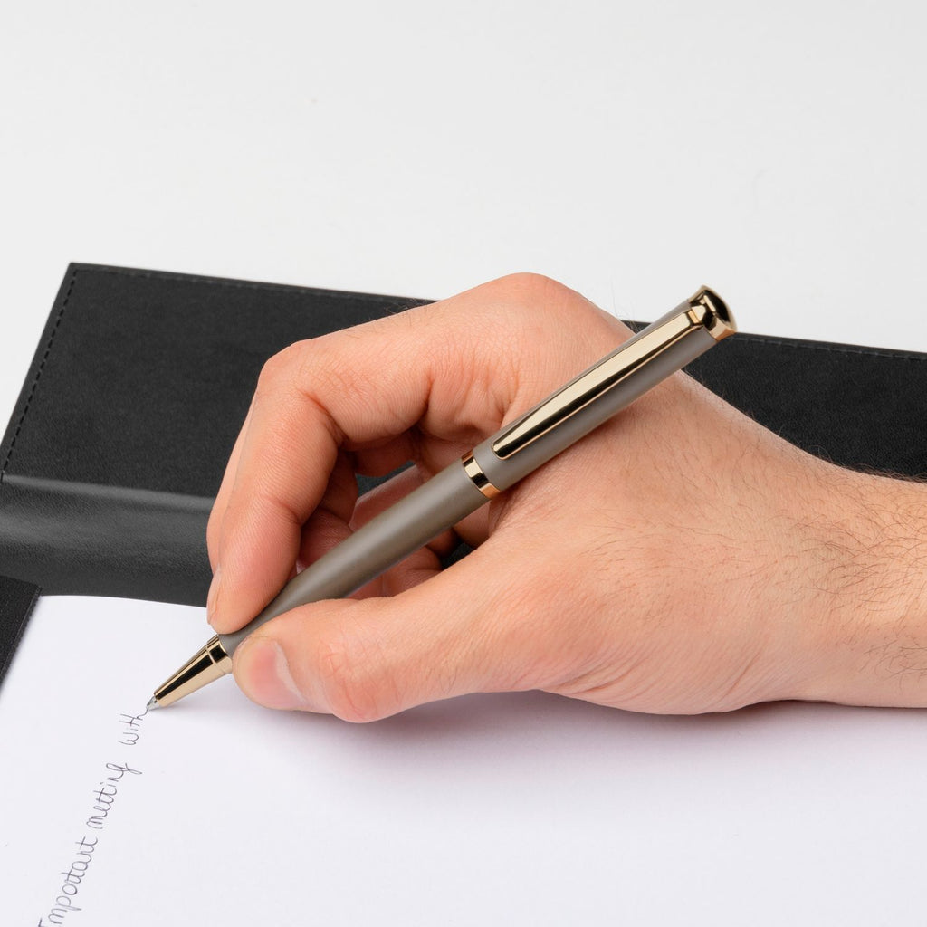 Boss Stylo Sophisticated Matte HSC3114H