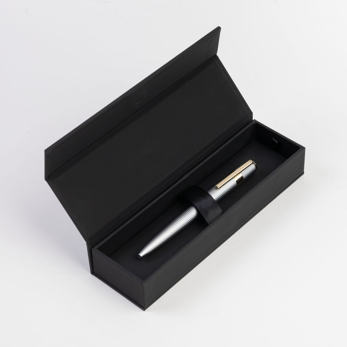 Boss Stylo bille Gear Pinstripe HSV2854B