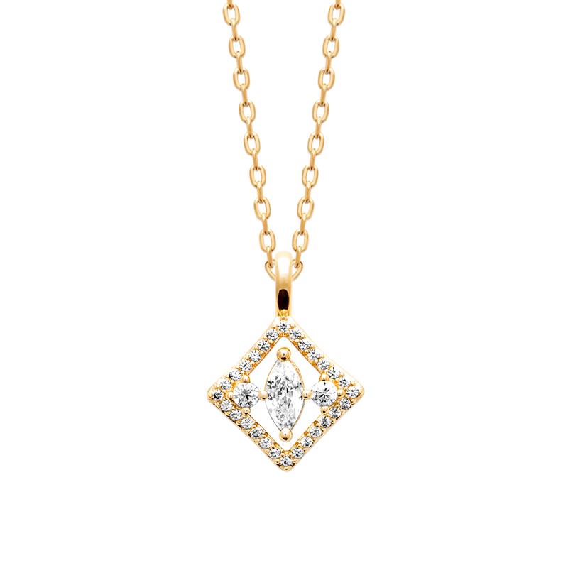 Coque de Nacre Collier plaqué or 974446