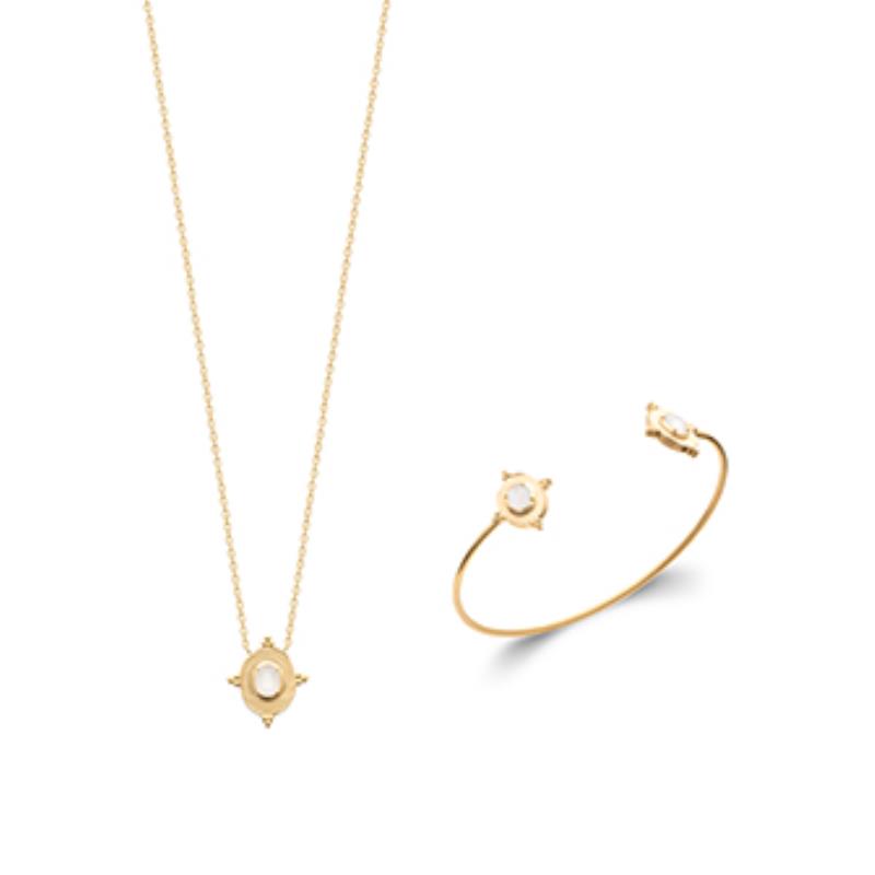 Coque de Nacre Collier plaqué or 973344