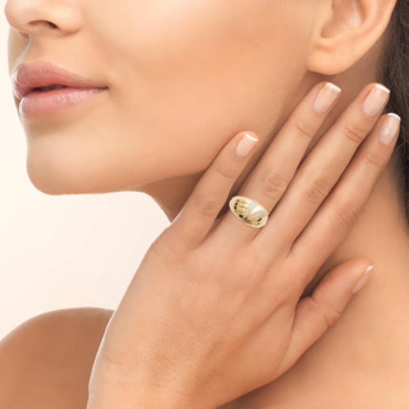 Coque de Nacre Bague plaqué or 2999810