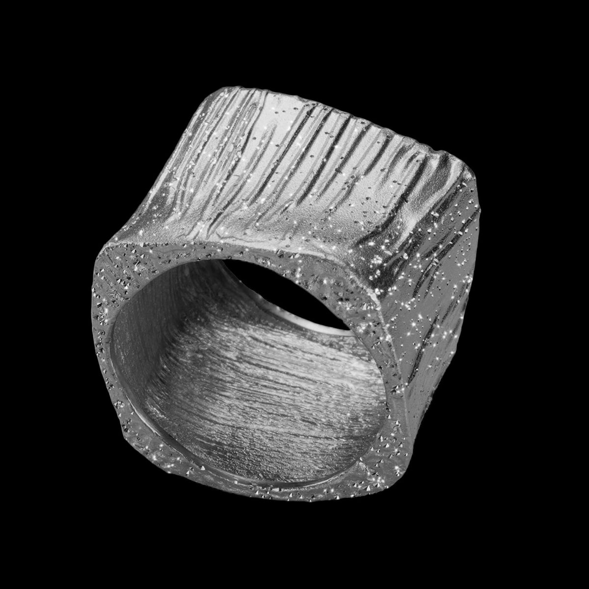 Sanjoya Bague Budapest L0223036
