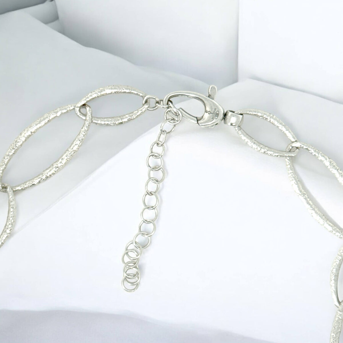 Sanjoya Collier Bogota L0524003