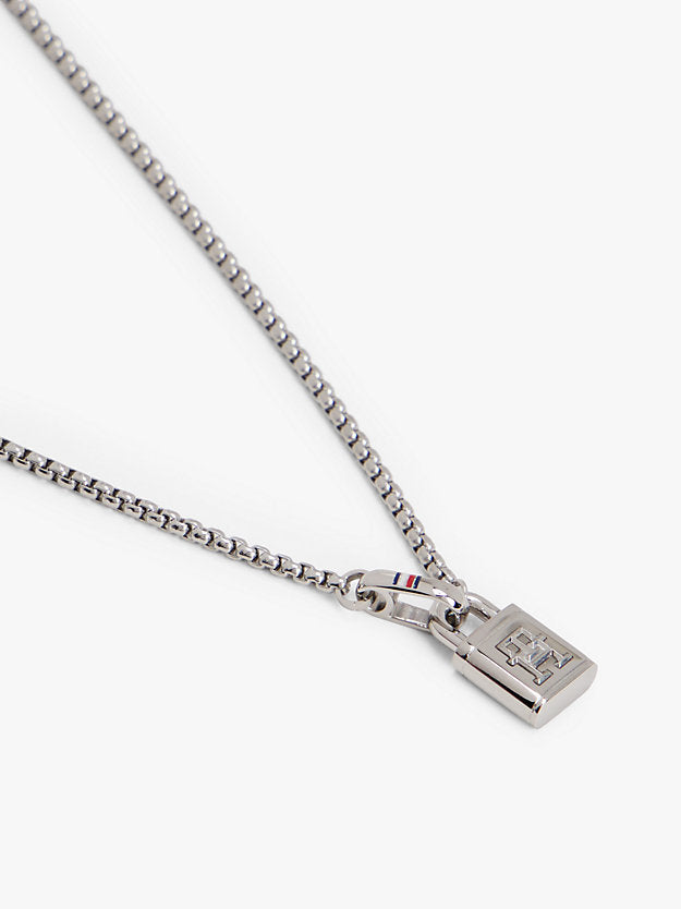 tommy-hilfiger-2780940