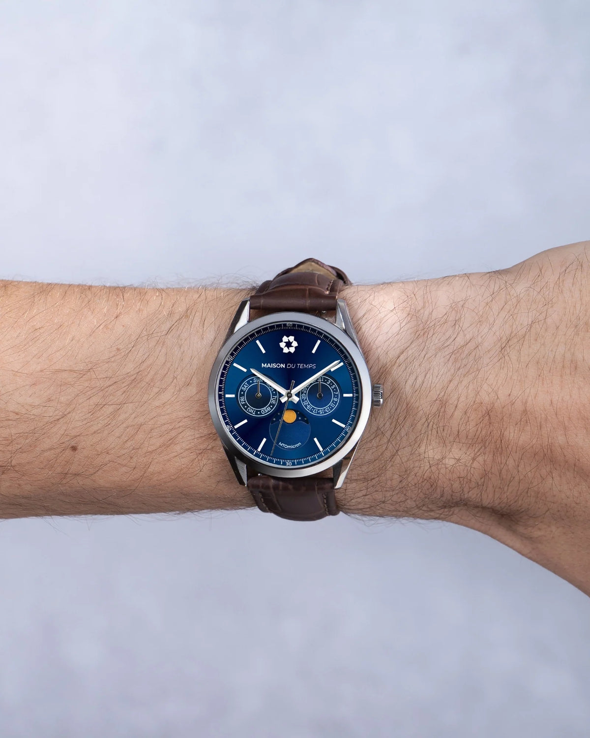 Maison du Temps Omicron 710-A