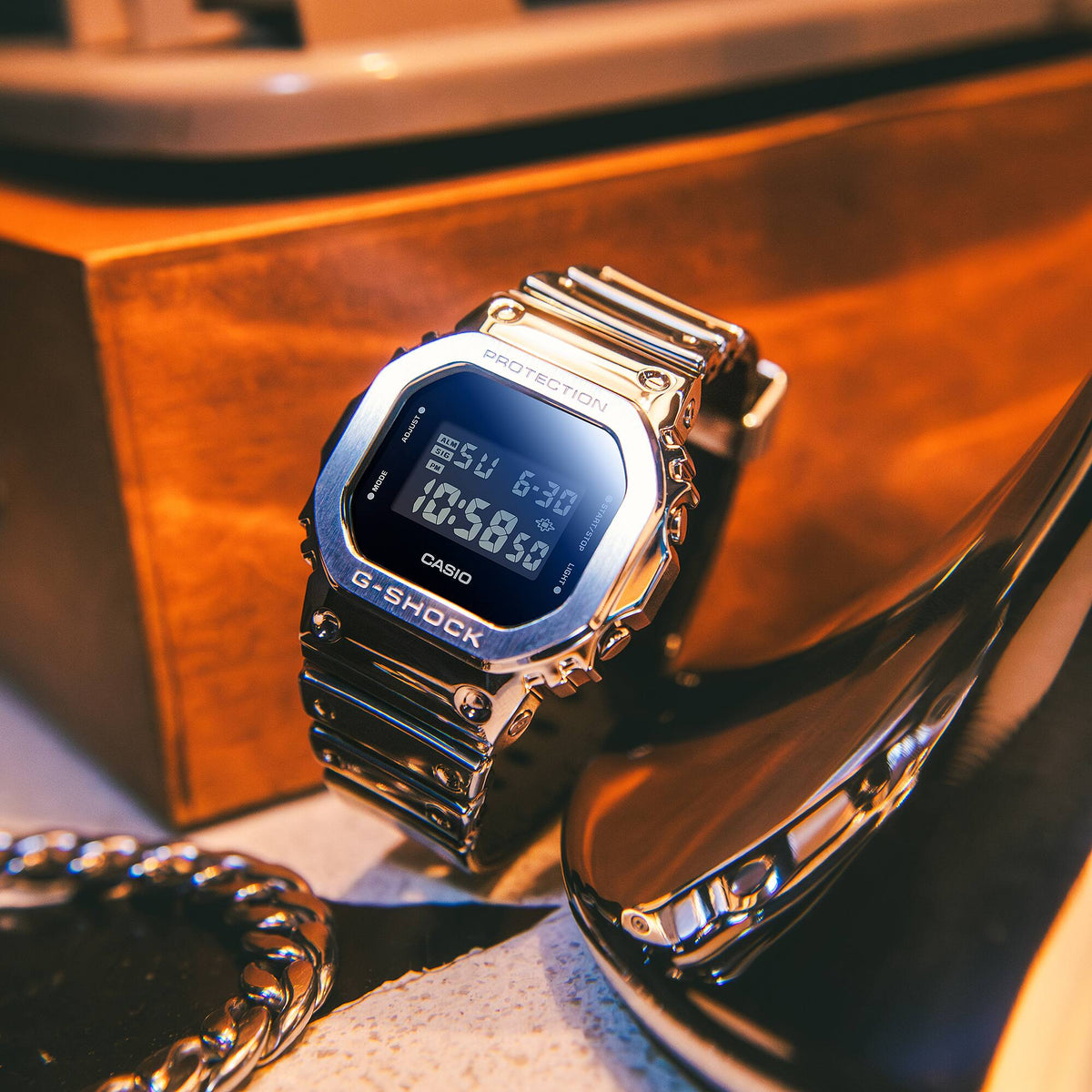 casio-gm-5600ym-8er