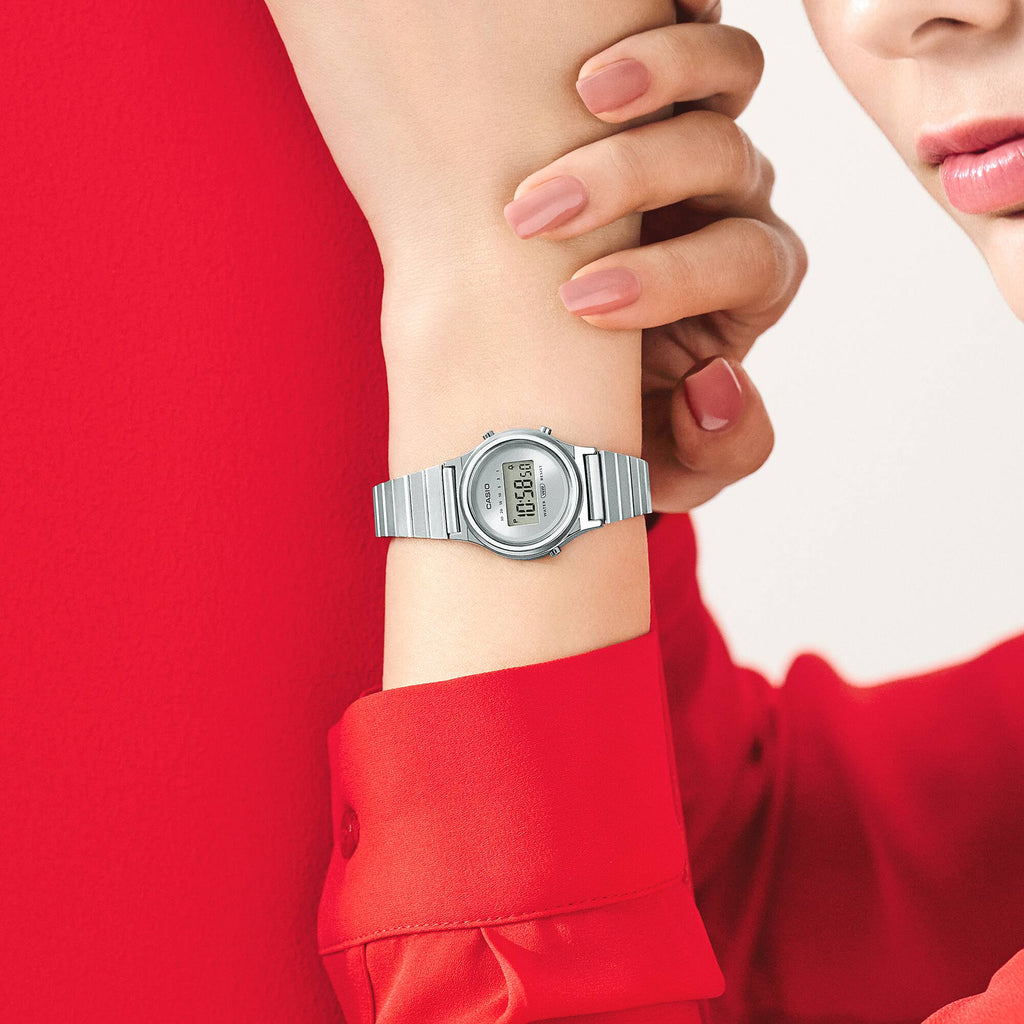 casio-la700we-7aef