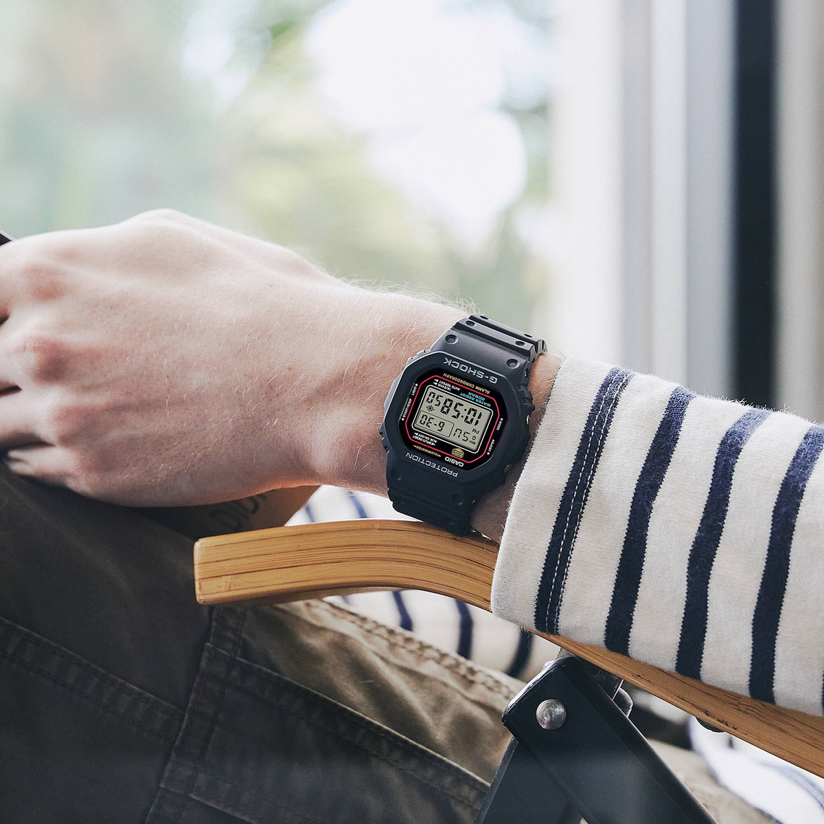 casio-dw-5600rl-1er