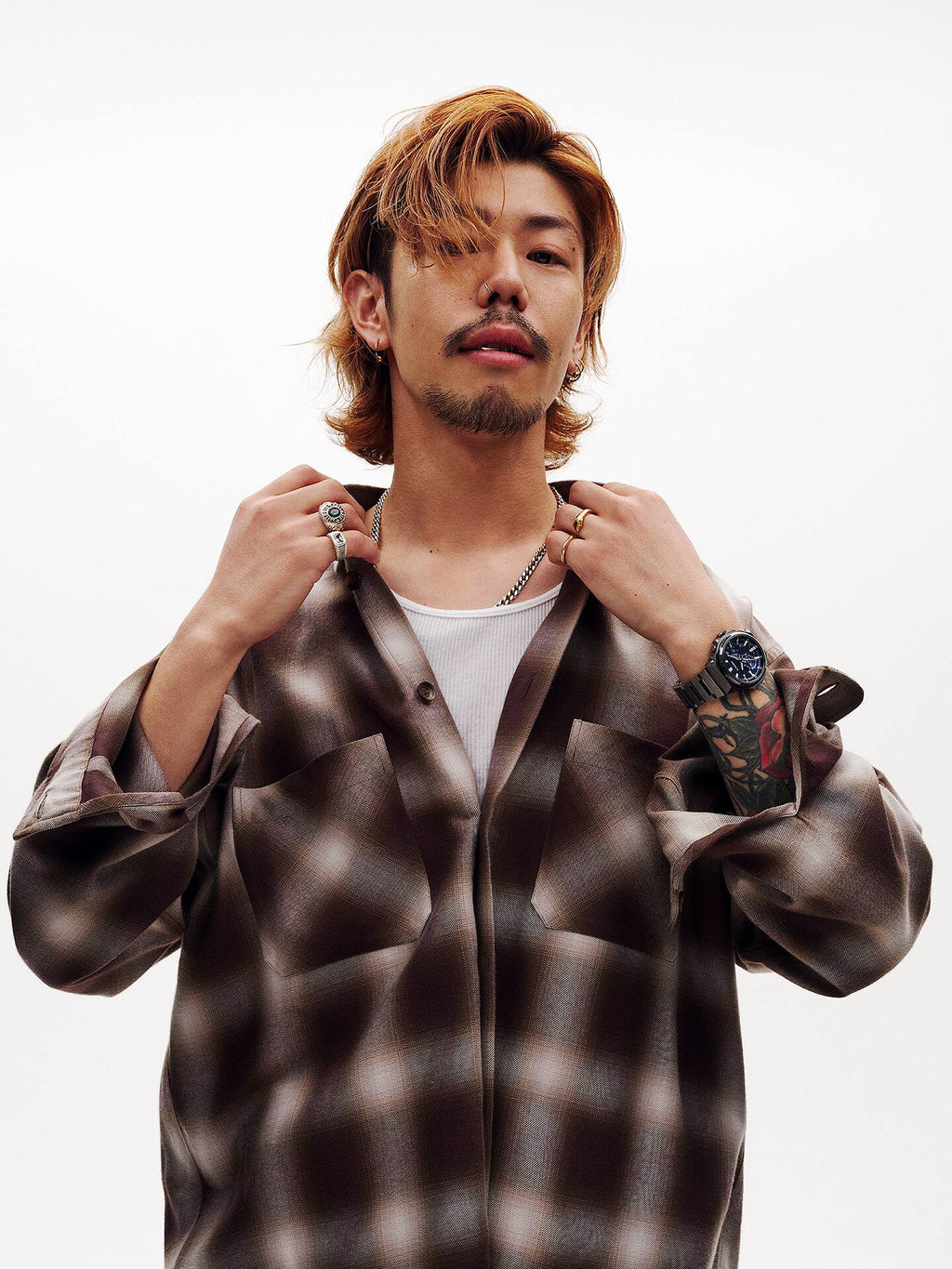 casio-gst-b1000bd-2aer
